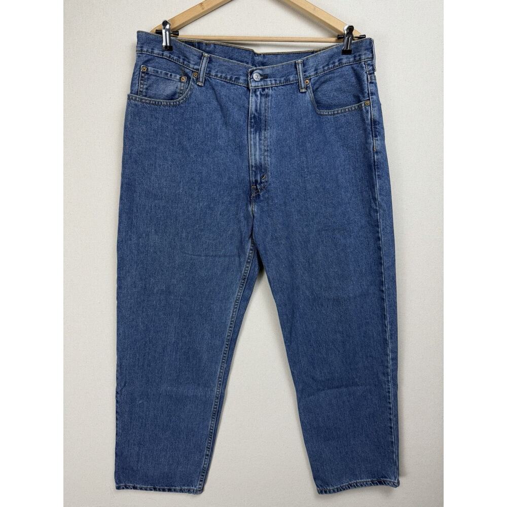 Levi's 550 Medium Wash Blue Denim Jeans Men’s Size 40x30 Relaxed Fit 100% Cotton